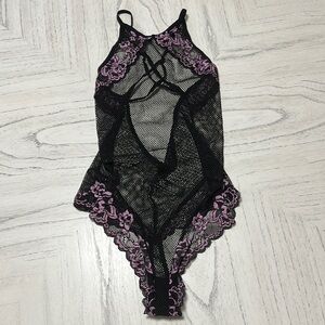 Chic Black and Purple Lace Chemise